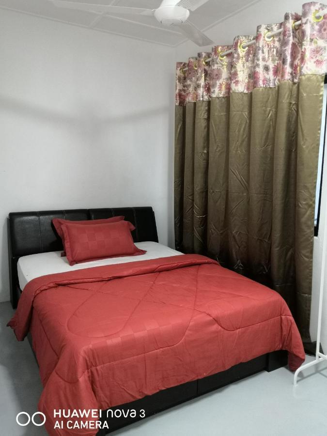 Abah 2 Room Homestay Pasir Gudang Extérieur photo